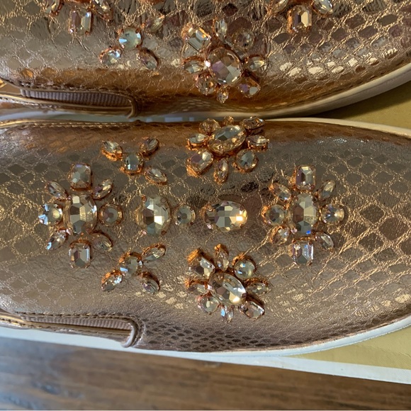 MICHAEL MICHAEL KORS
Keaton Embellished Metallic Leather Slip-On Sneaker New sz9 - Picture 5 of 12